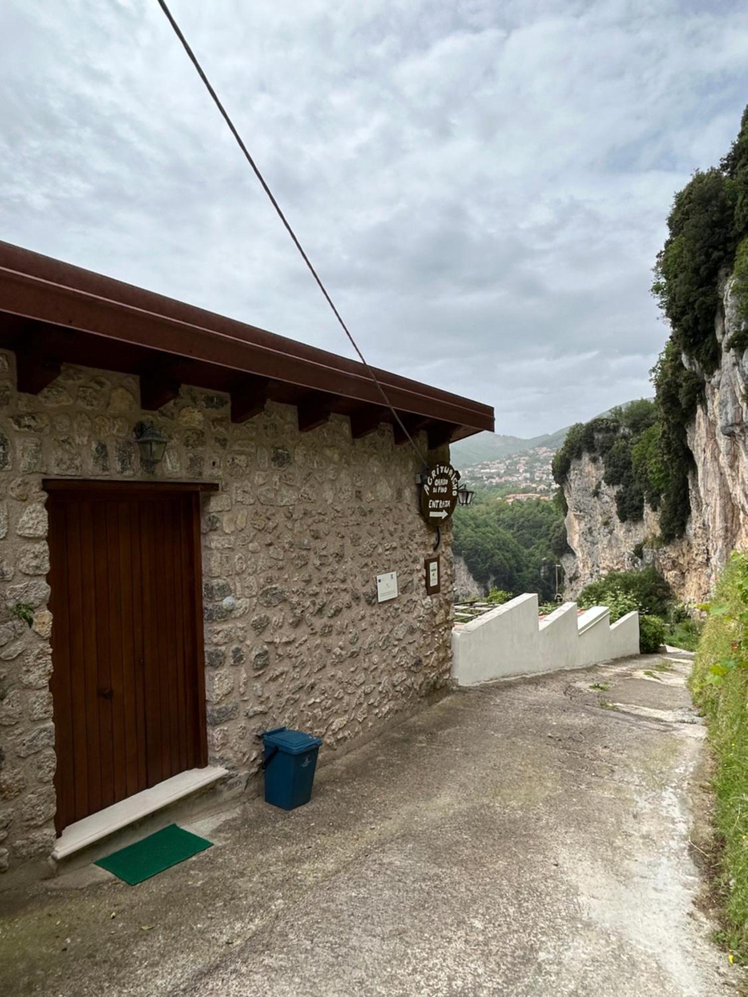 Agriturismo Orrido Di Pino Agerola Exterior foto