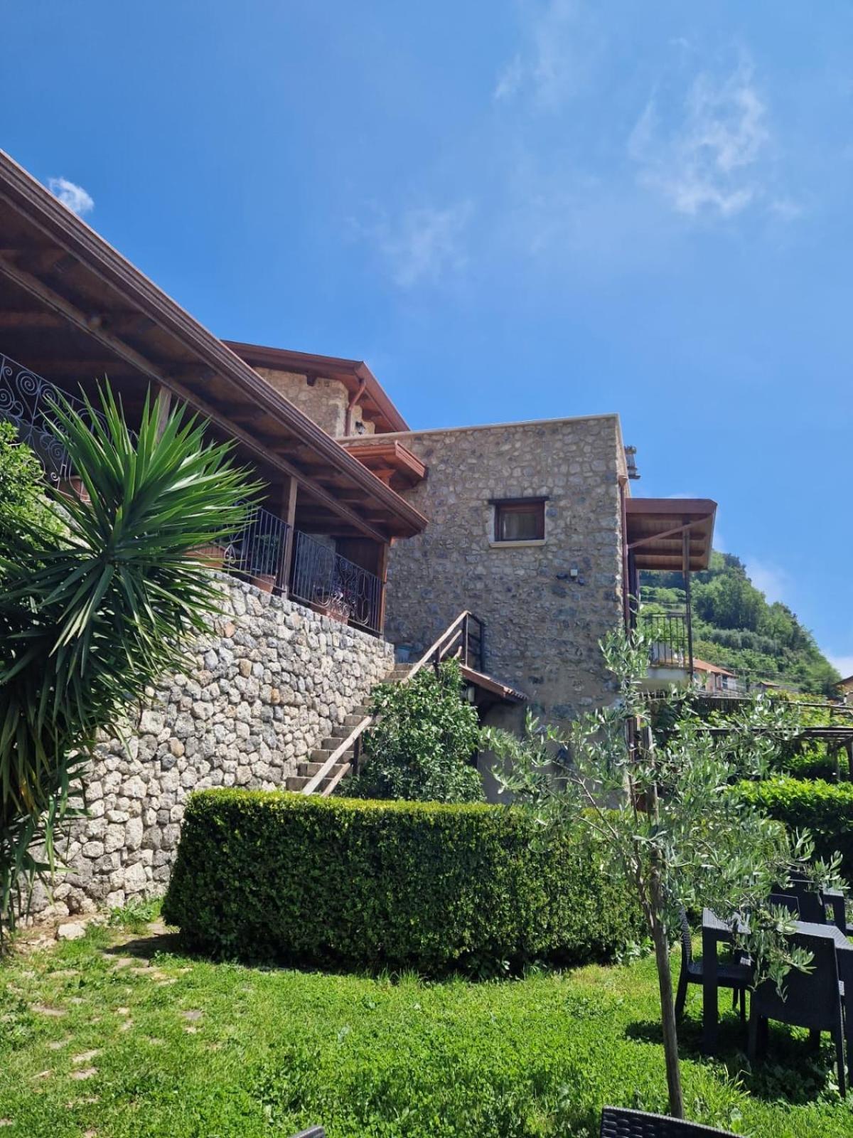 Agriturismo Orrido Di Pino Agerola Exterior foto